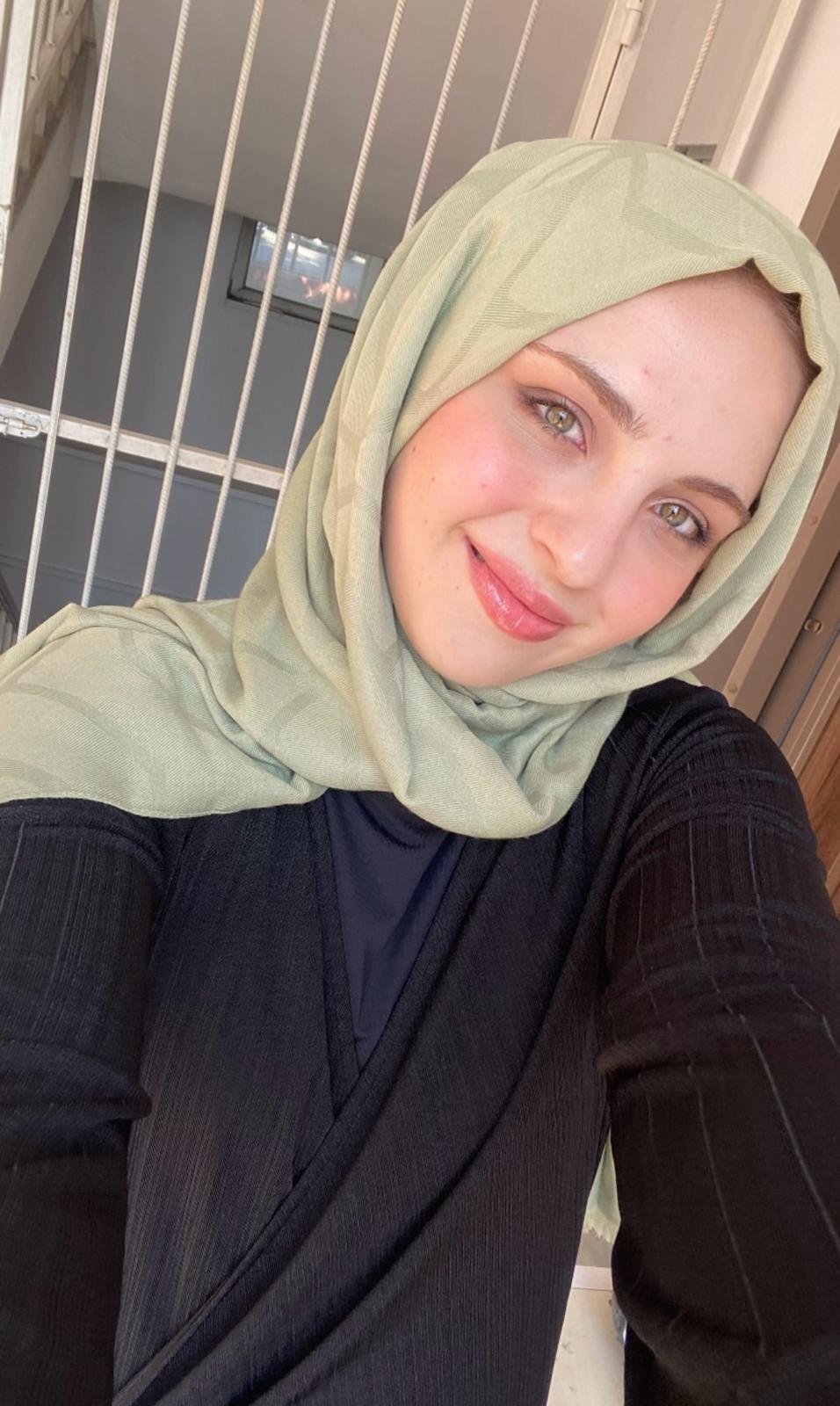 Alanya Cömert Kadın Escort Bayan Emine